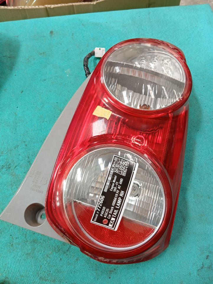 [TAIL LAMP RH]TOYOTA PASSO KGC35 2013 1KR-FE FF AT 4WD #000324B772606