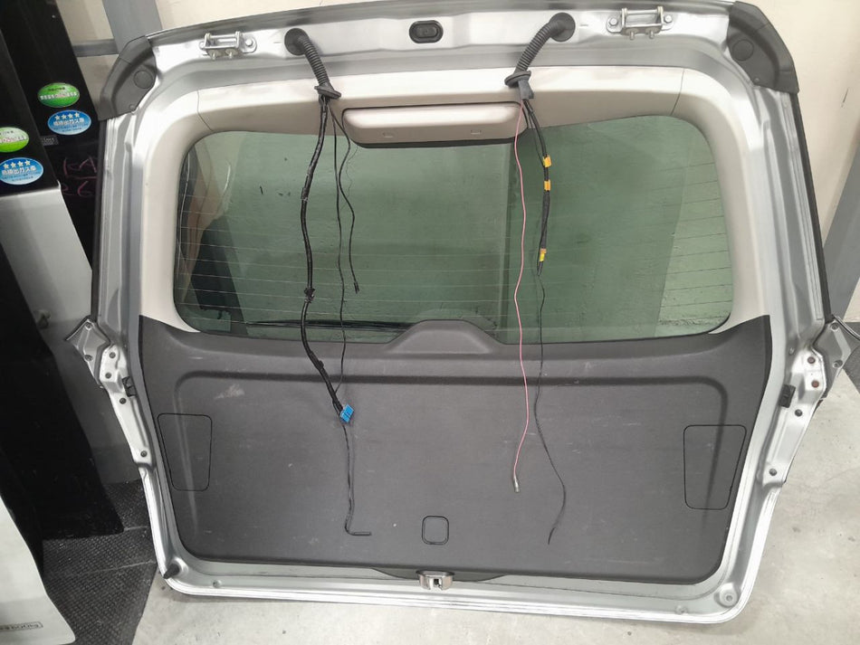 [REAR GATE]SUBARU EXIGA YAM 2013 FB25 FF AT 4WD #000323C560011