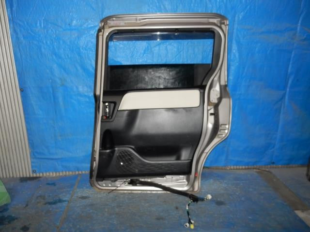 [R DOOR ASSY RH]TOYOTA NOAH ZRR80G 3ZR-FAE AT 2WD #0BD3253174718