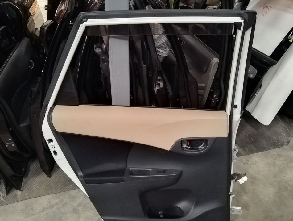 [R DOOR ASSY LH]TOYOTA RACTIS NSP120 2012 1NR-FE FF AT 2WD #0003241586381