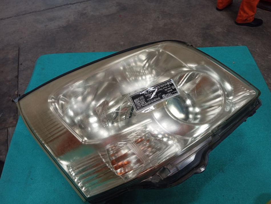 [HEADLIGHT ASSY RH]TOYOTA NOAH ZRR70G 2008 3ZR-FE FF AT 2WD #000324B785899