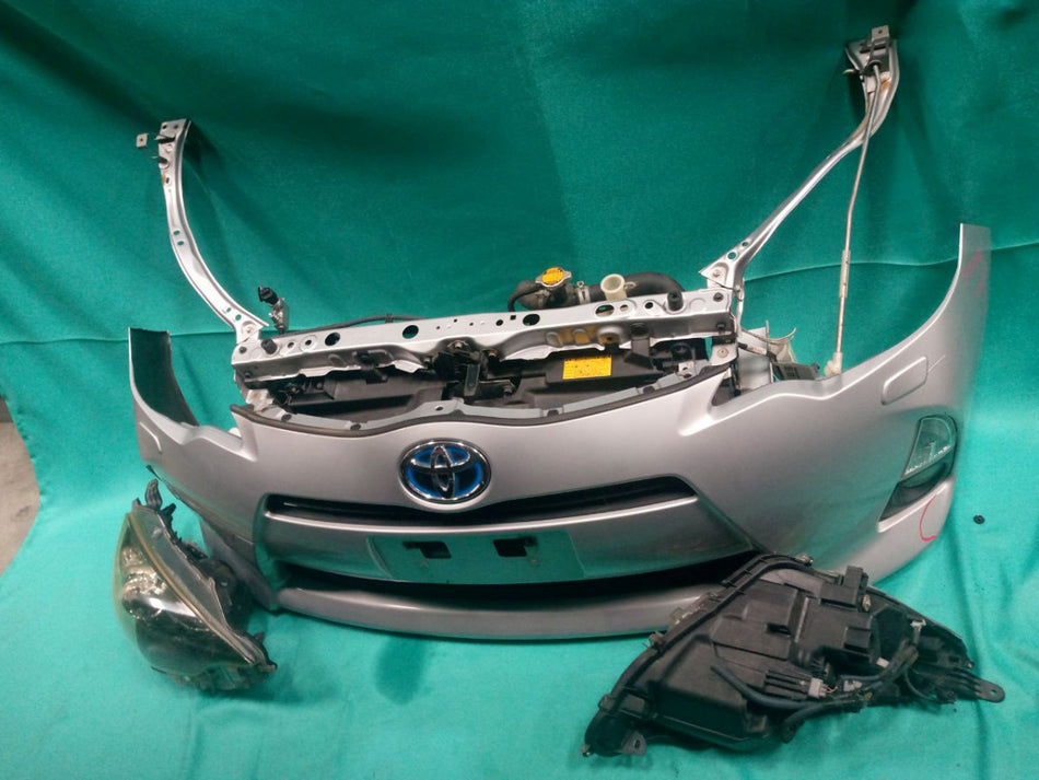 [NOSE CUT]TOYOTA AQUA NHP10 2013 1NZ-FXE FF AT 2WD #000323A530716