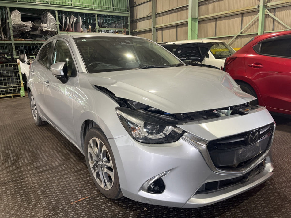 [REAR GATE]MAZDA DEMIO DJ5FS 2016 S5-DPTS FF AT 2WD #0453253000676