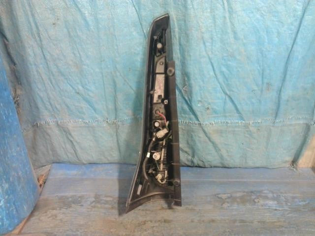 [TAIL LAMP RH]SUZUKI LANDY SHC26 MR20 AT 2WD #0BD3253172103