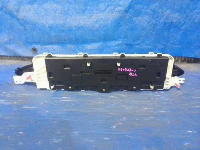 [SPEEDOMETER]DAIHATSU TANTO L375S KF AT 2WD #0BD3253172658