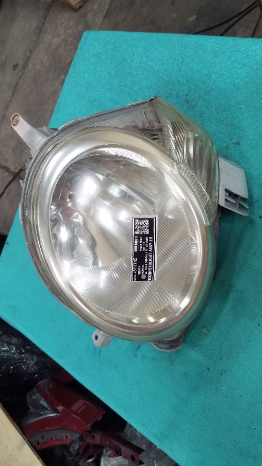 [HEADLIGHT ASSY LH]TOYOTA SIENTA NCP81G 2009 1NZ-FE FF AT 2WD #0003251811745