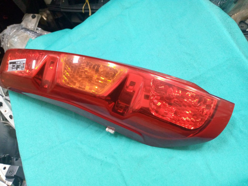 [TAIL LAMP LH]NISSAN X-TRAIL DNT31 2009 M9R FF MT 4WD #0003248722300