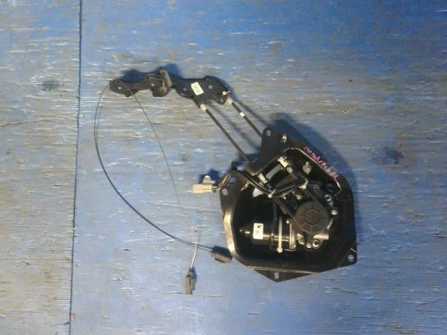 [POWER SLIDE DOOR MOTER LH]NISSAN SERENA CC25 MR20DE AT 2WD #0BD3253180706