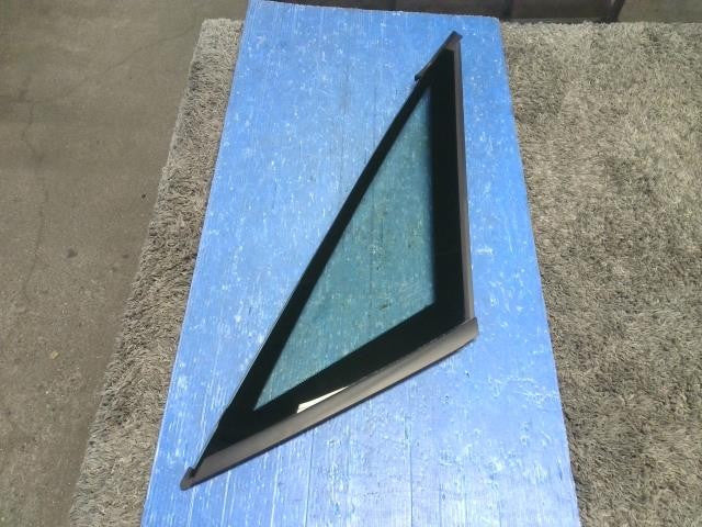 [F side wind glass]HONDA FIT GR3 LEB AT 2WD #0BD3253174512