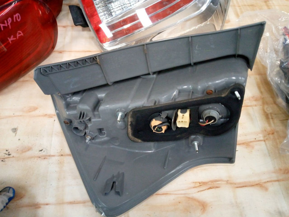 [TAIL LAMP RH]TOYOTA PRIUS α ZVW41 2011 2ZR-FXE FF AT 2WD #000322B299020