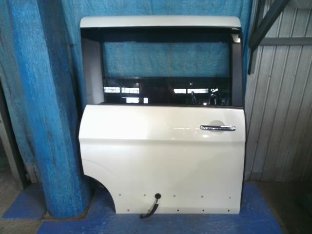 [R DOOR ASSY RH]NISSAN SERENA GFC27 MR20DD AT 2WD #0BD3253182754