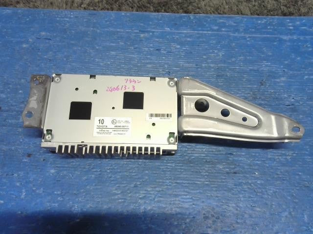 [Audio AMP]TOYOTA CROWN ATHLETE AWS210 2AR-FSE AT 2WD #0BD3253178692