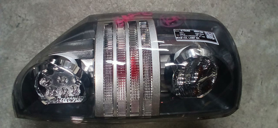 [TAIL LAMP RH]TOYOTA VOXY ZRR70 2009 3ZR-FE FF AT 2WD #0003245675560