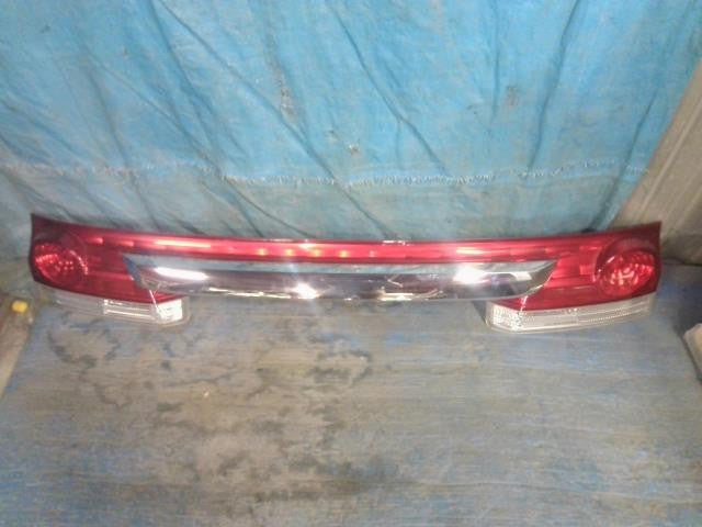 [R FINISHER PANEL]HONDA STEPWAGON RG1 K20A AT 2WD #0BD3253171098