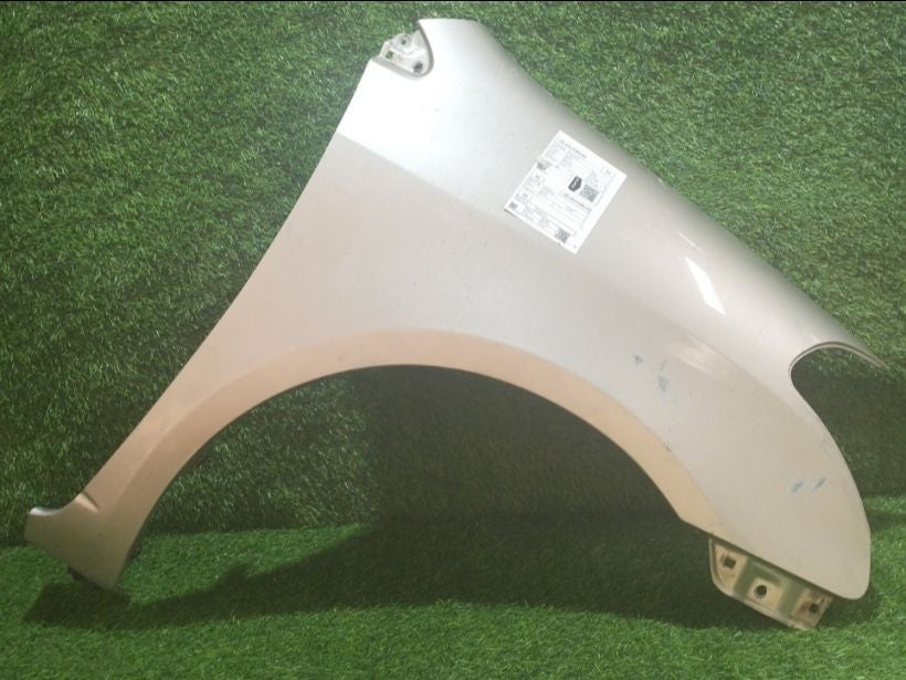 [FENDER RH]TOYOTA RAUM NCZ25 2005 1NZ-FE FF AT 4WD #0003263053617
