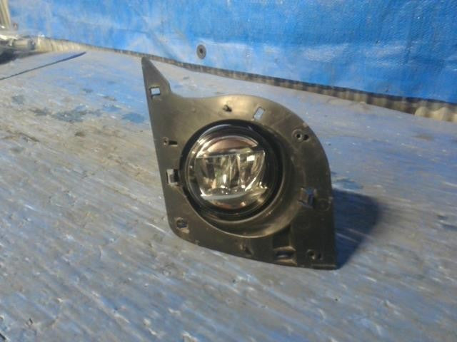 [FOG LAMP RH]DAIHATSU MIRA e:S LA350S KF AT 2WD #0BD3253182915
