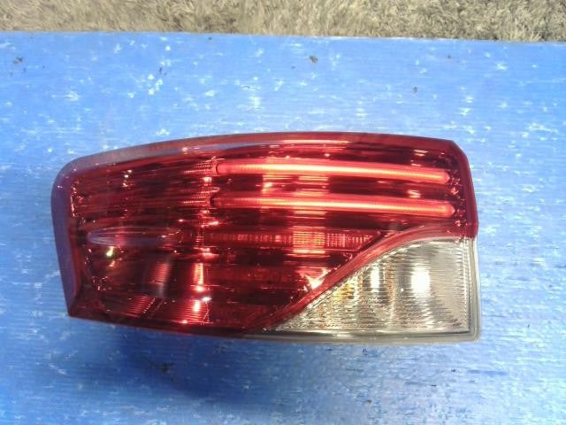 [TAIL LAMP LH]TOYOTA AVENSIS WAGON ZRT272W 3ZR-FAE AT 2WD #0BD3253173161