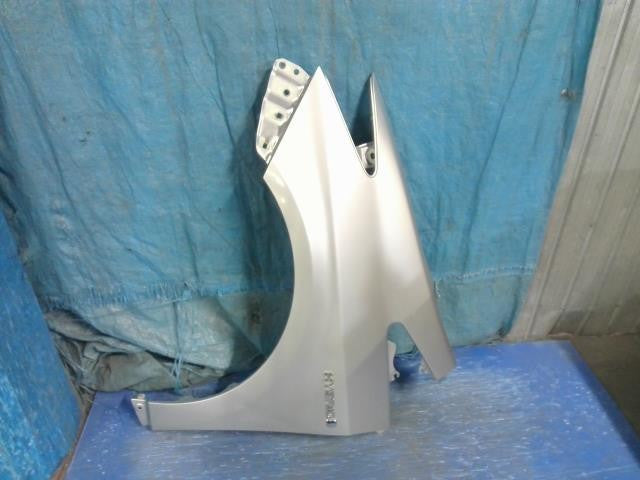 [FENDER LH]TOYOTA PRIUS ZVW30 2ZR-FXE AT 2WD #0BD3253177109