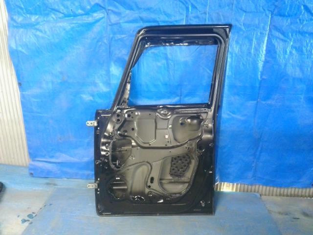[Right F door panel]HONDA N BOX JF1 S07A AT 2WD #0BD3253171942