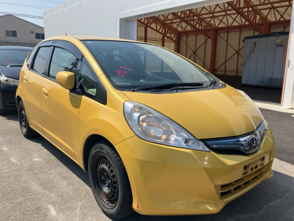 [FENDER RH]HONDA FIT HYBRID GP1 2010 LDA FF AT 2WD #0003253860128