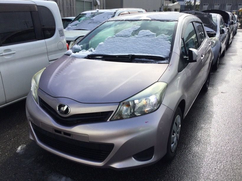 [DASHBOARD]TOYOTA VITZ KSP130 2011 1KR-FE FF AT 2WD #000324C806778