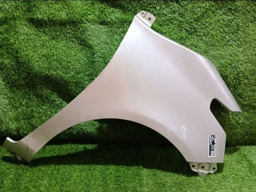 [FENDER RH]TOYOTA SIENTA NSP172G 2017 2NR-FKE FF AT 2WD #000325A985386