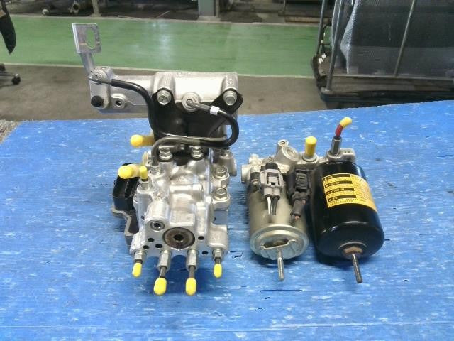 [BRAKE BOOSTER]TOYOTA PRIUS PHV ZVW35 2ZR-FXE AT 2WD #0BD3253177116