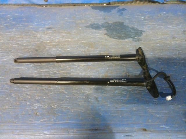 [BACK DOOR DAMPER]SUBARU FORESTER SK9 FB25 AT 4WD #0BD3253176857