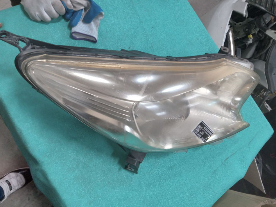 [HEADLIGHT ASSY RH]NISSAN NOTE E12 2012 HR12DE FF AT 2WD #0003249751487