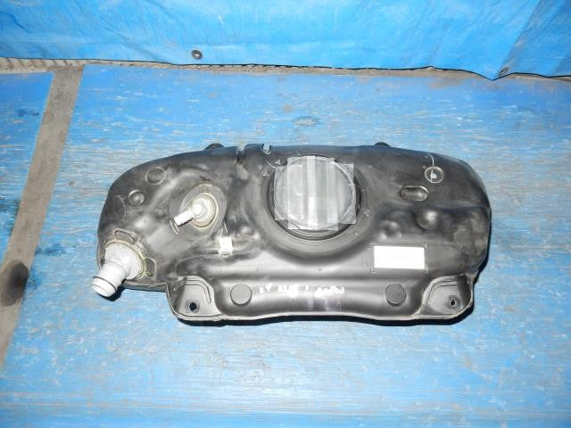 [FUEL TANK]TOYOTA AQUA NHP10   #0BD3253176677