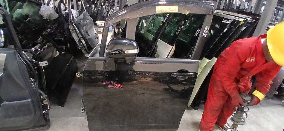 [F DOOR ASSY LH]TOYOTA VOXY ZRR70 2010 3ZR-FAE FF AT 2WD #000323B550964