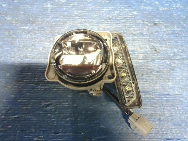 [FOG LAMP RH]TOYOTA TANK M900A 1KR-VET AT 2WD #0BD3253178468