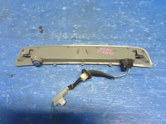 [High mount stop lamp]TOYOTA AVENSIS WAGON ZRT272W 3ZR-FAE AT 2WD #0BD3253173162