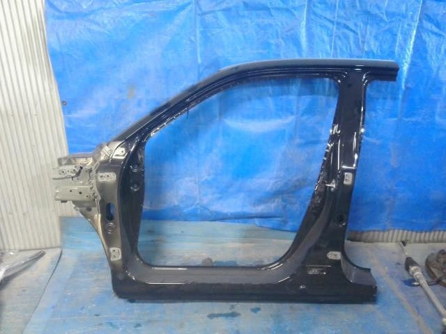 [Cab/body parts]HONDA VEZEL RV5 LEC AT 2WD #0BD3253171201