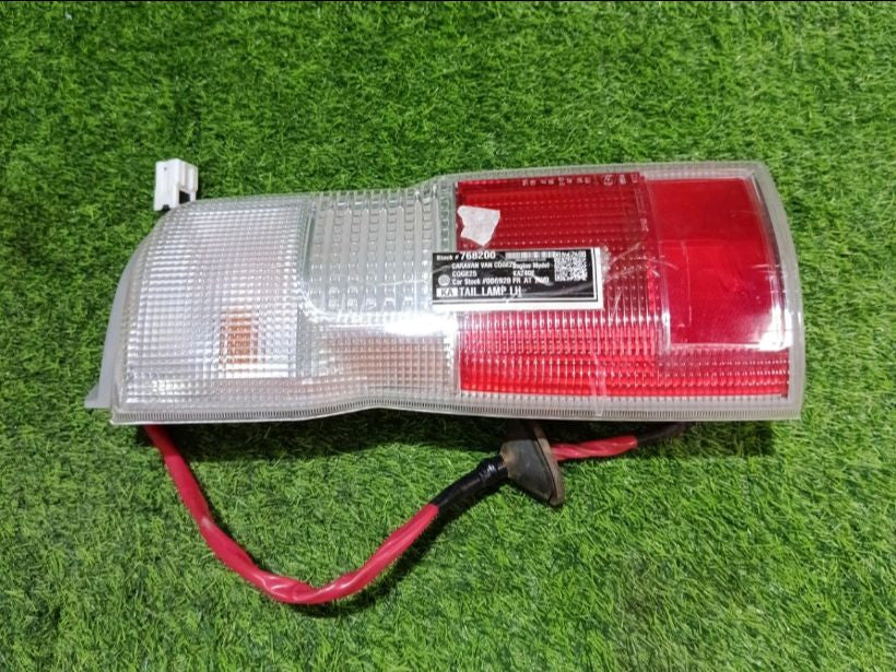 [TAIL LAMP LH]NISSAN CARAVAN VAN CQGE25 2003 KA24DE FR AT 2WD #000324A768200