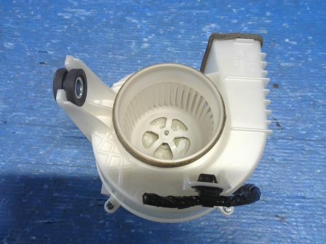 [OTHER HYBRID PARTS]TOYOTA ESQUIRE ZWR80G 2ZR-FXE AT 2WD #0BD3253174639