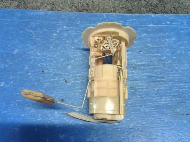 [FUEL PUMP]NISSAN ELGRAND E51 VQ35DE AT 2WD #0BD3253174361