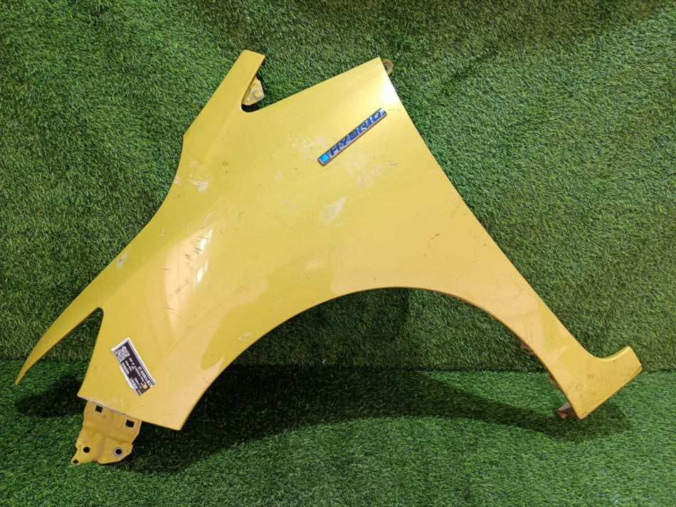 [FENDER LH]HONDA FIT HYBRID GP6 2014 LEB FF AT 4WD #0003255898481