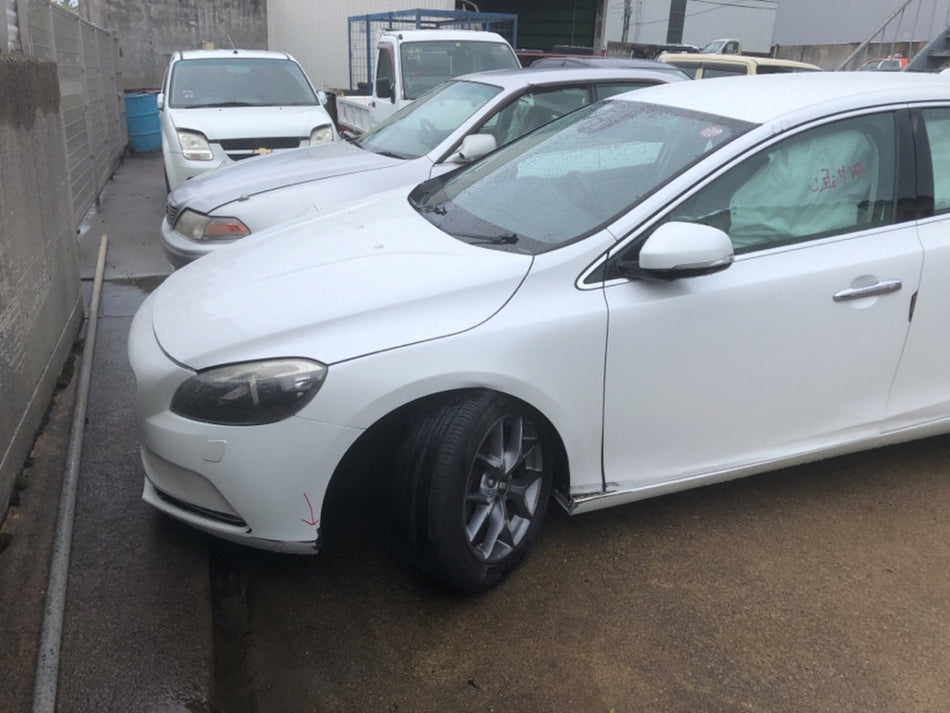 [HEADLIGHT ASSY RH]VOLVO V40 YV1MV485 2014 B4164T FF AT 2WD #0003247708415