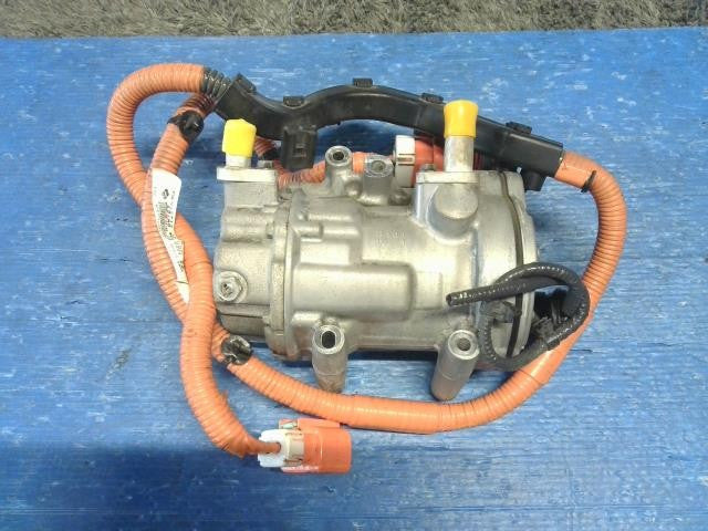 [A/C COMPRESSOR]NISSAN X-TRAIL HNT32 MR20DD AT 4WD #0BD3253178511