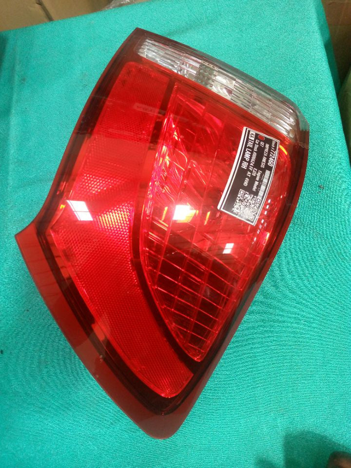 [TAIL LAMP RH]SUBARU IMPREZA ANESIS GE7 2012 EJ20 FF AT 4WD #000324B772460