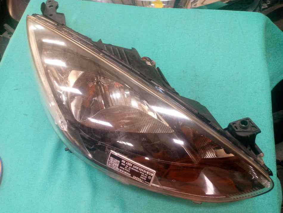 [HEADLIGHT ASSY RH]MAZDA DEMIO DE3AS 2014 ZJ-VE FF AT 4WD #000324A755345