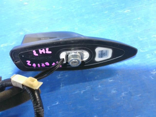 [ANTENNA]HONDA N-WGN JH3   #0BD3253176754
