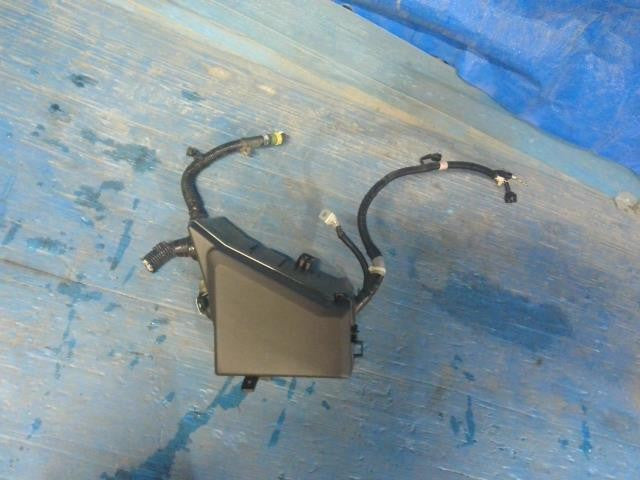 [FUSE BOX]SUBARU LEVORG VMG FA20 AT 4WD #0BD3253171243