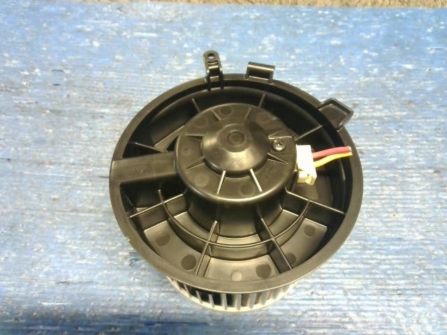 [HEATER BLOWER MOTOR]NISSAN SERENA HFC26 MR20DD AT 2WD #0BD3253183073