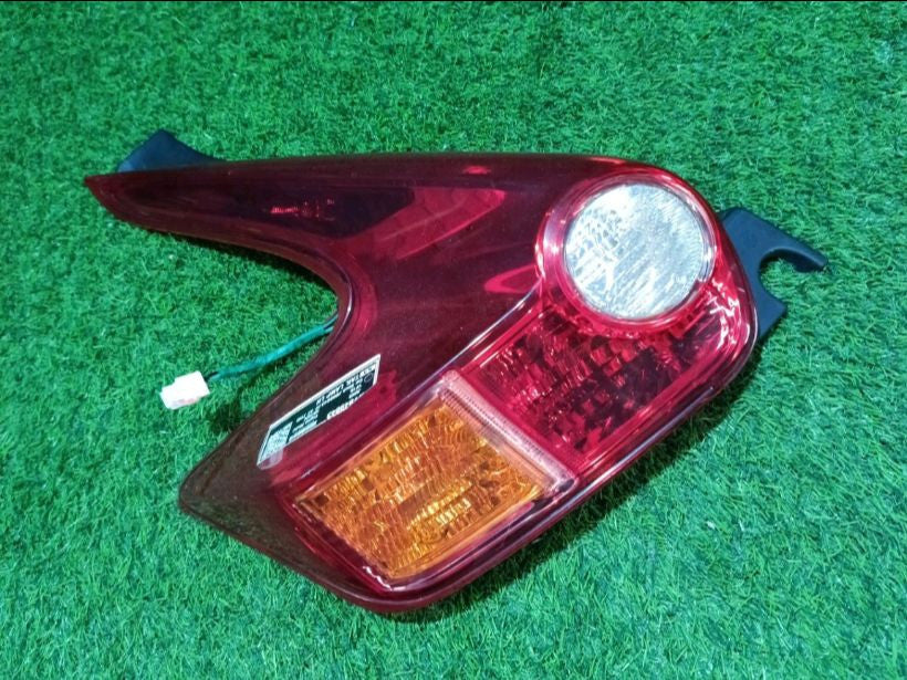 [TAIL LAMP LH]NISSAN JUKE YF15 2011 HR15DE FF AT 2WD #0003253849843