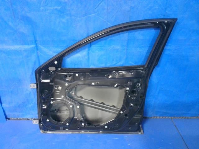 [Right F door panel]MAZDA AXELA SPORT BM2FS SH-VPTR MT 2WD #0BD3253172119