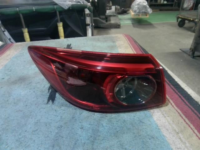 [TAIL LAMP LH]MAZDA AXELA HYBRID BYEFP PE-VPH AT 2WD #0BD3253174612