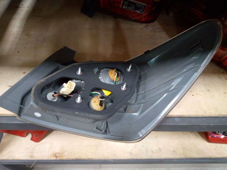 [TAIL LAMP RH]SUBARU IMPREZA G4 GJ7 2012 FB20 FF AT 4WD #0003242607998