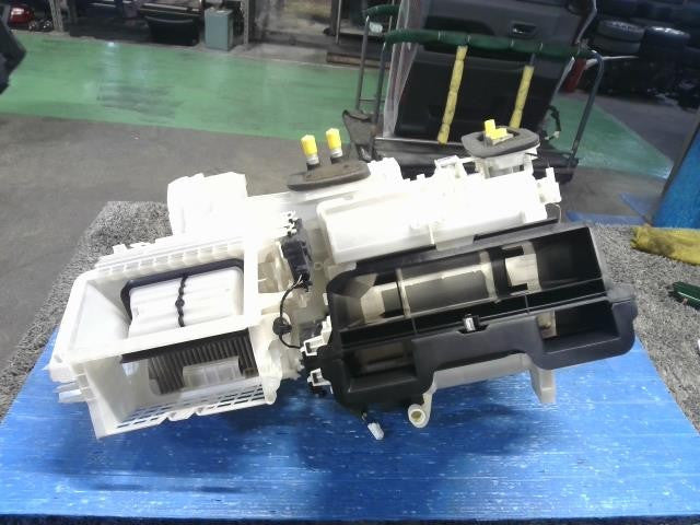[EVAPORATOR]DAIHATSU TANTO LA650S KF AT 2WD #0BD3253180666
